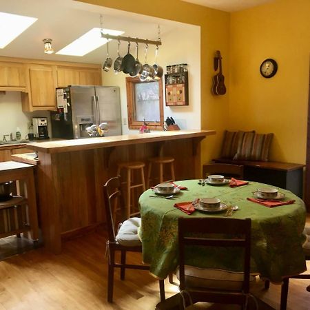 Persimmon Inn Bloomington Luaran gambar