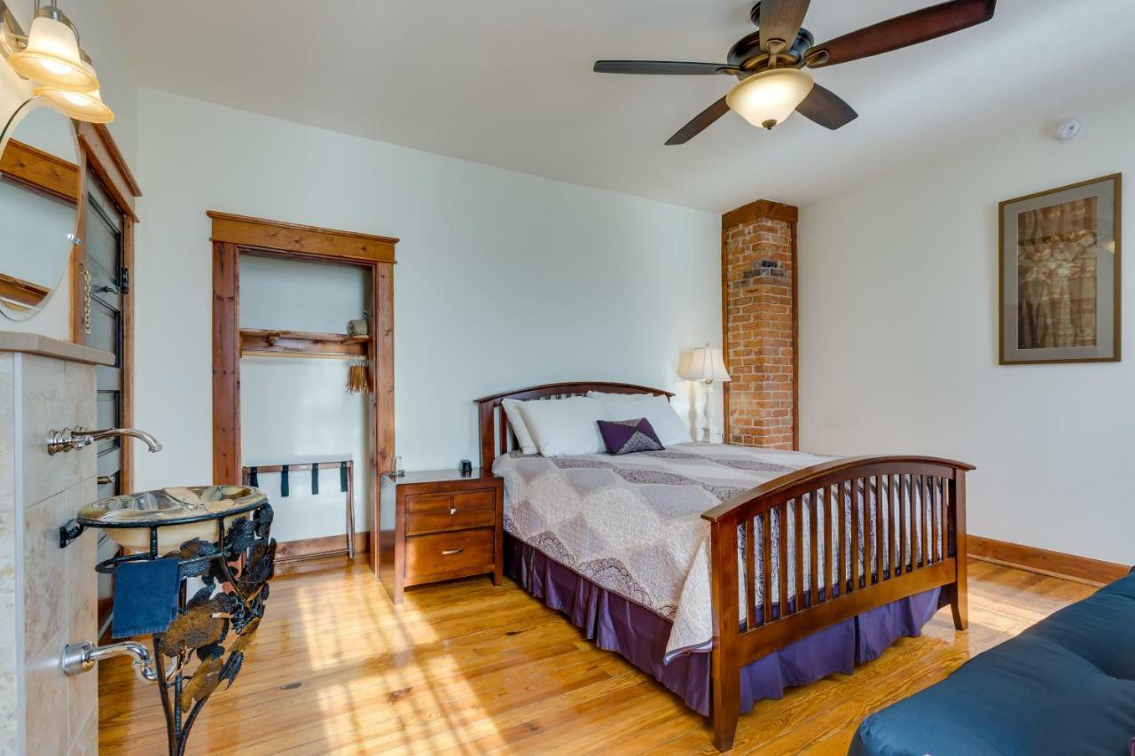 Persimmon Inn Bloomington Luaran gambar